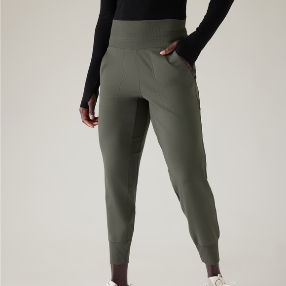 Athleta Venice Jogger - Picture 7 of 13